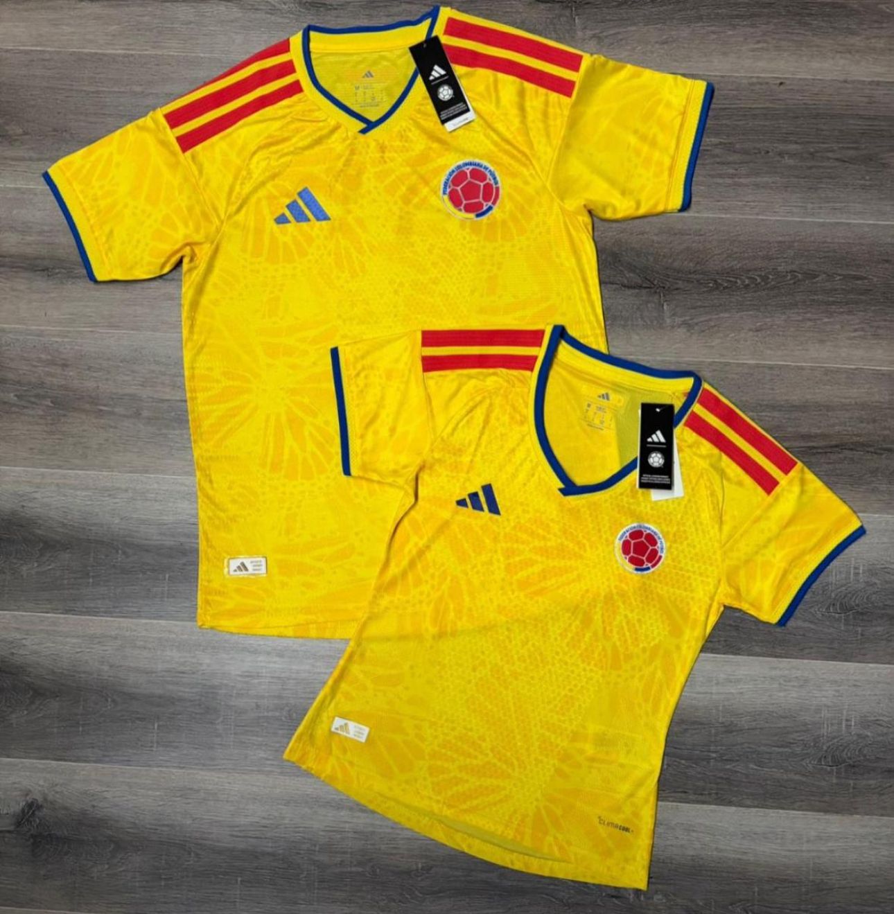 TRV02T Camiseta Super Fan Colombia 2026 - TALLA: CABALLERO L